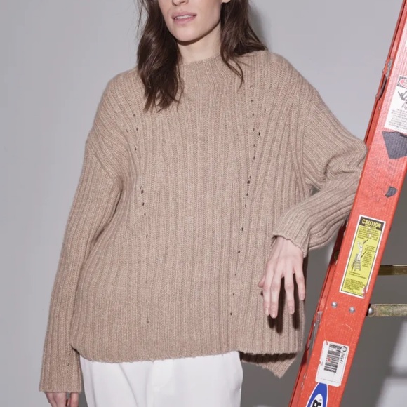 Nili Lotan Cashmere and Camel Hair Relaxed Fit Sweater - Picture 1 of 8